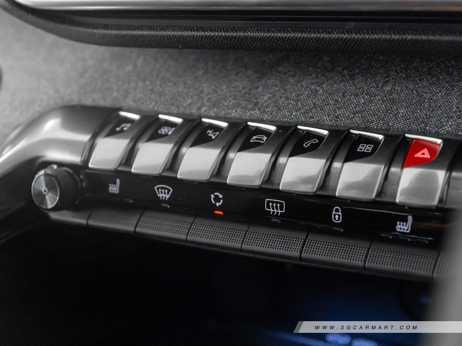 https://i.i-sgcm.com/new_cars/cars/12233/12233_g83