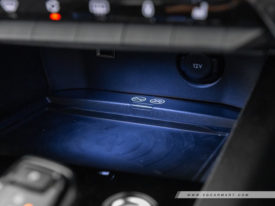 https://i.i-sgcm.com/new_cars/cars/12233/12233_g84