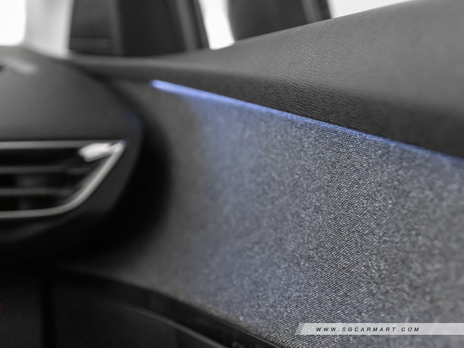https://i.i-sgcm.com/new_cars/cars/12233/12233_g88