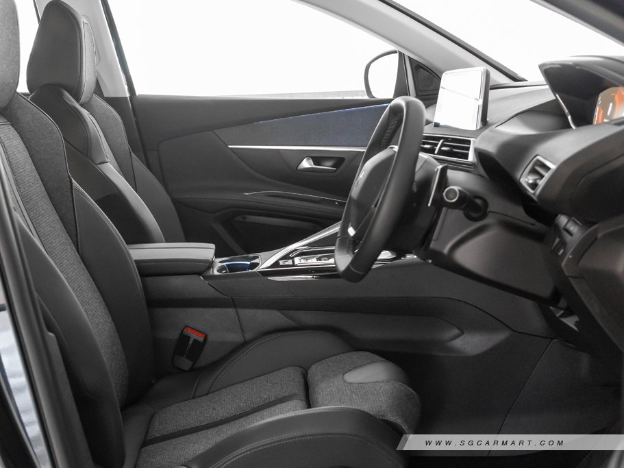 https://i.i-sgcm.com/new_cars/cars/12233/12233_g90