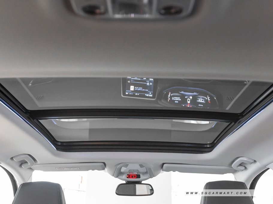 https://i.i-sgcm.com/new_cars/cars/12233/12233_g92