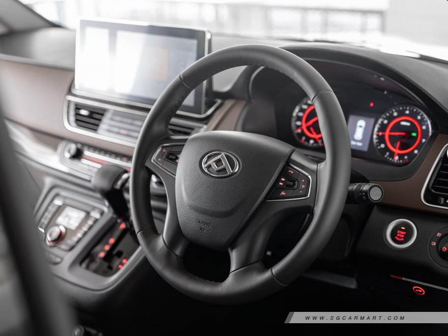 https://i.i-sgcm.com/new_cars/cars/12237/12237_g25