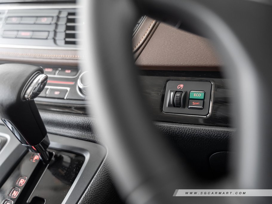 https://i.i-sgcm.com/new_cars/cars/12237/12237_g28