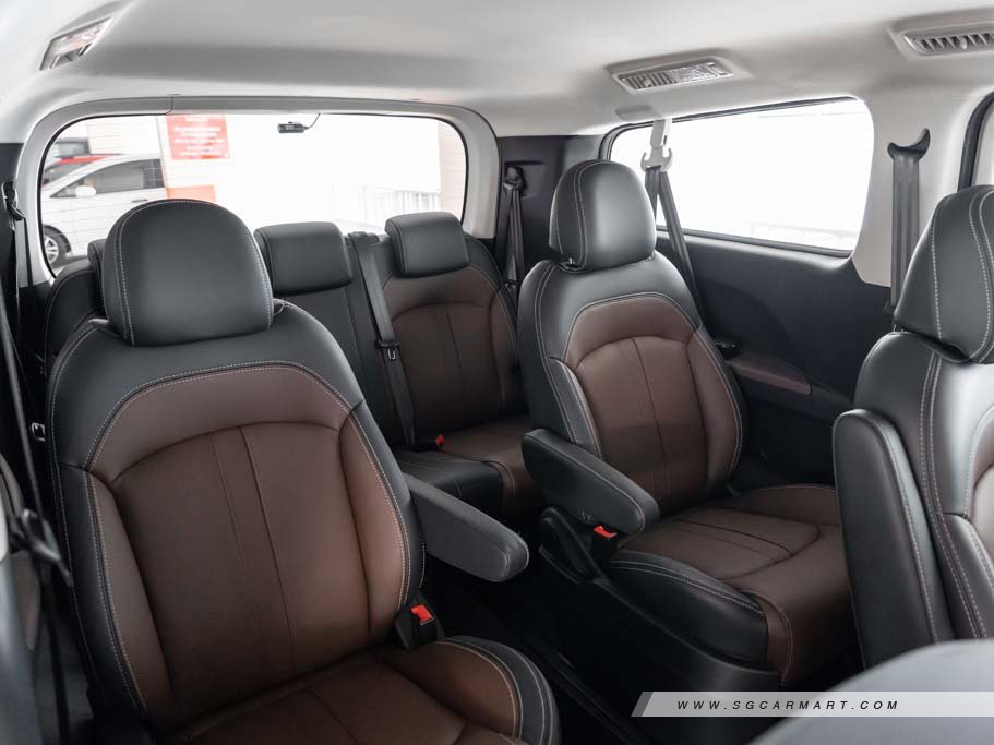 https://i.i-sgcm.com/new_cars/cars/12237/12237_g49