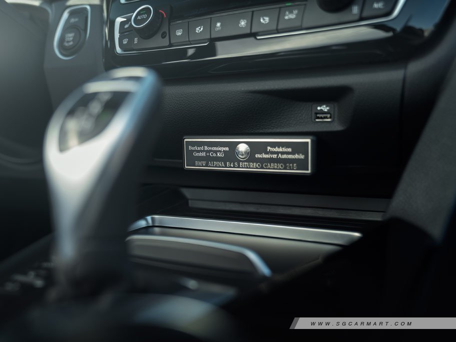 https://i.i-sgcm.com/new_cars/cars/12240/12240_g11