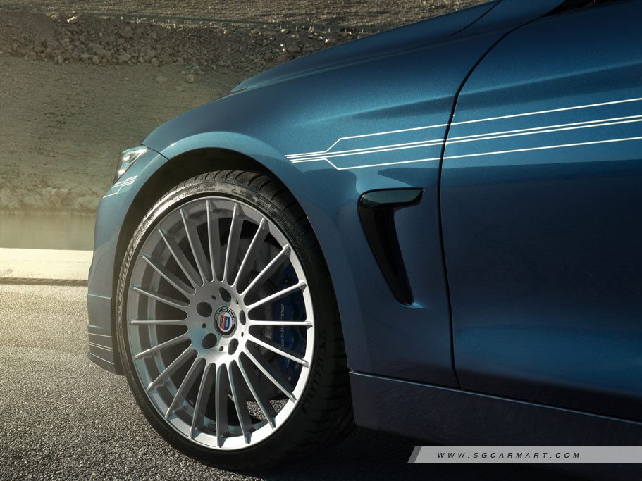 https://i.i-sgcm.com/new_cars/cars/12240/12240_g9