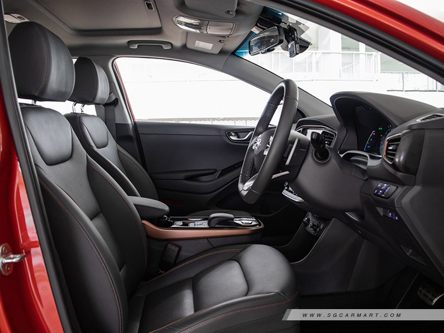 https://i.i-sgcm.com/new_cars/cars/12246/12246_g18