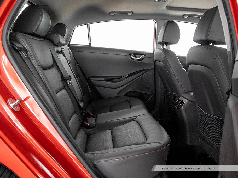 https://i.i-sgcm.com/new_cars/cars/12246/12246_g19