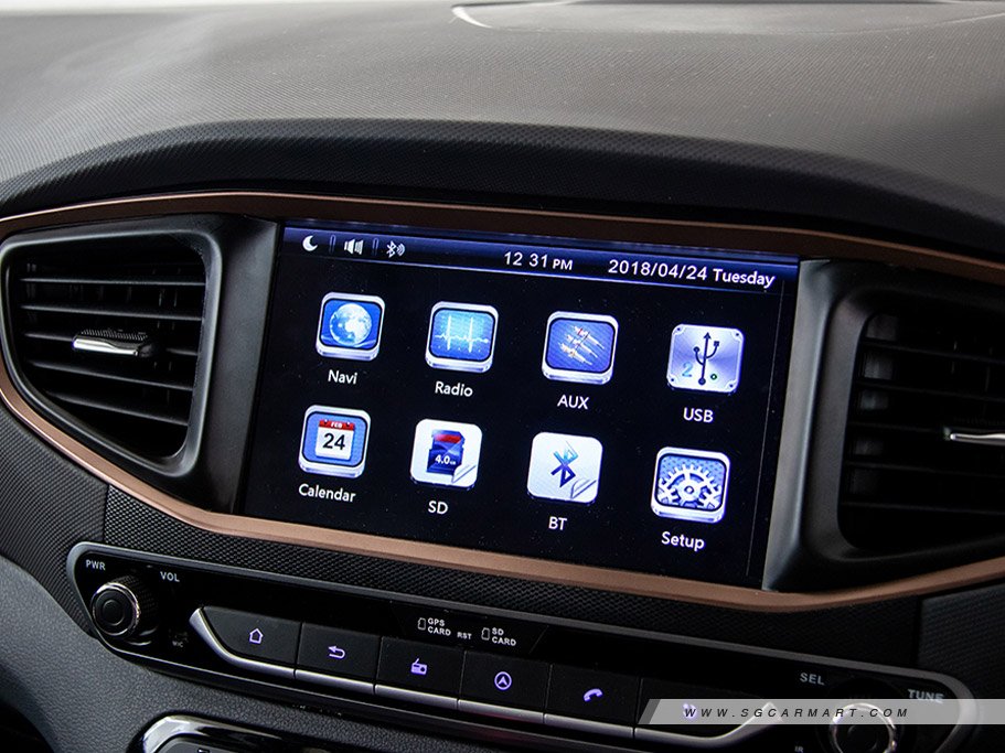 https://i.i-sgcm.com/new_cars/cars/12246/12246_g27