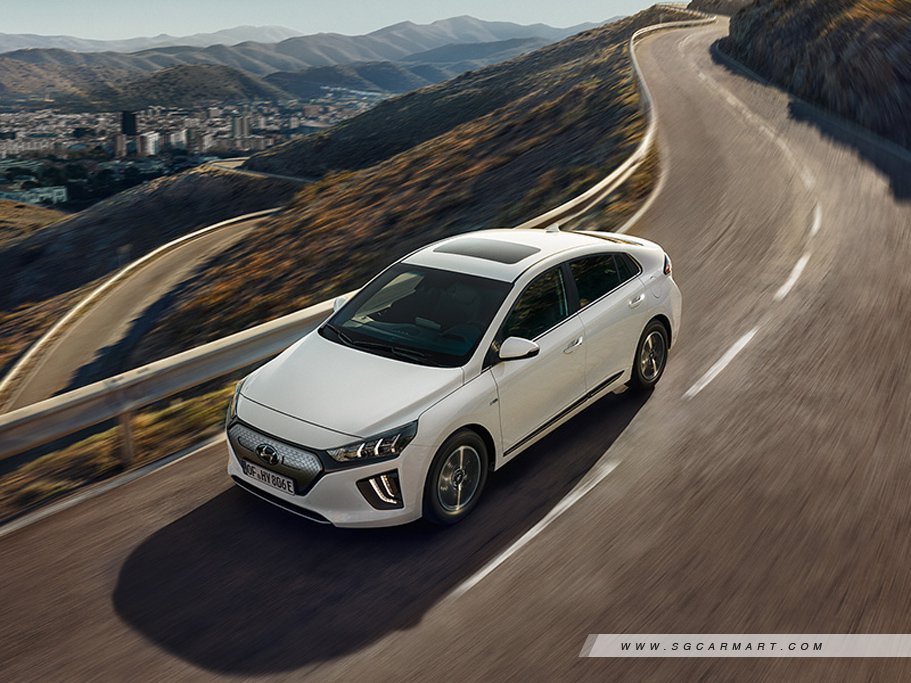 https://i.i-sgcm.com/new_cars/cars/12246/12246_g44
