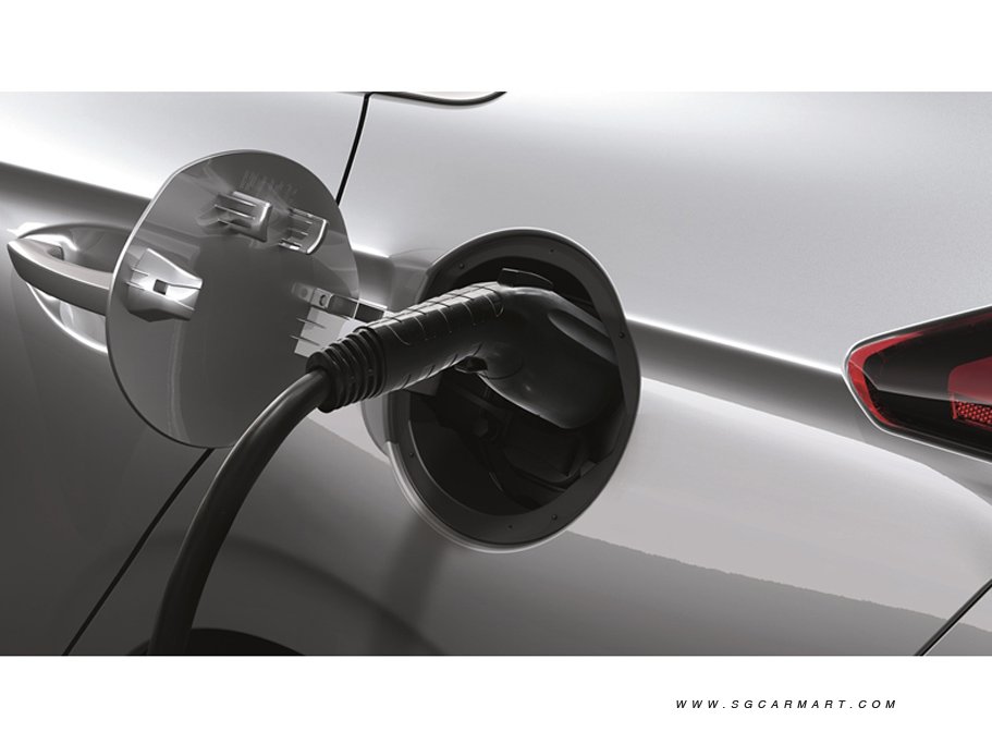 https://i.i-sgcm.com/new_cars/cars/12246/12246_g52
