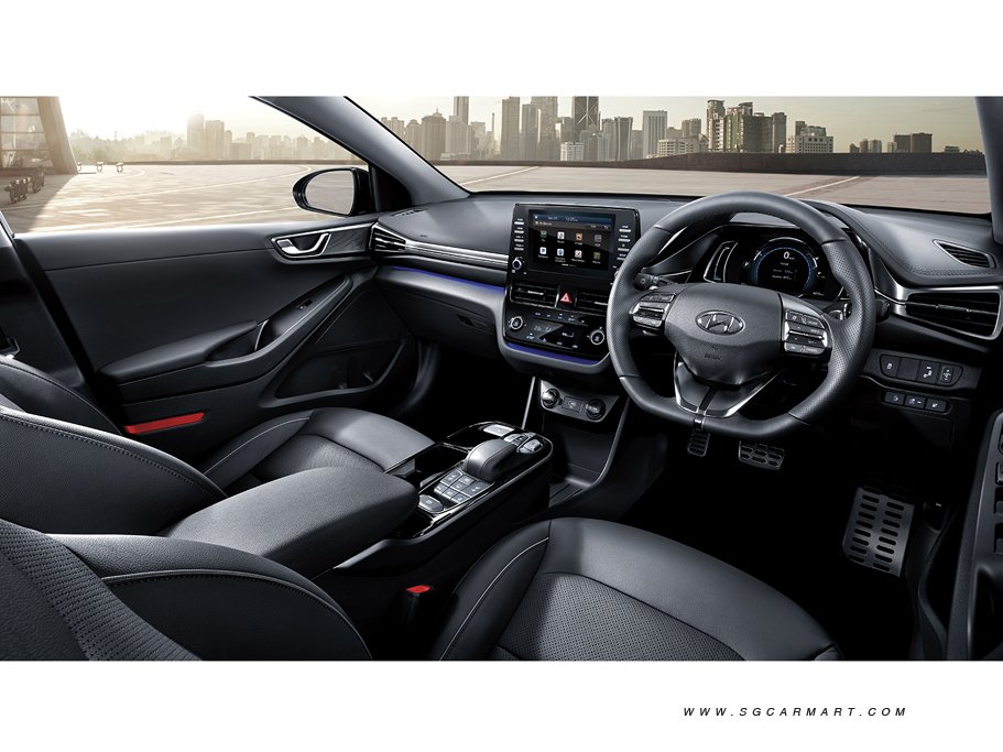 https://i.i-sgcm.com/new_cars/cars/12246/12246_g55