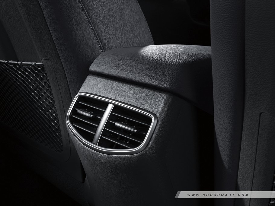 https://i.i-sgcm.com/new_cars/cars/12246/12246_g63