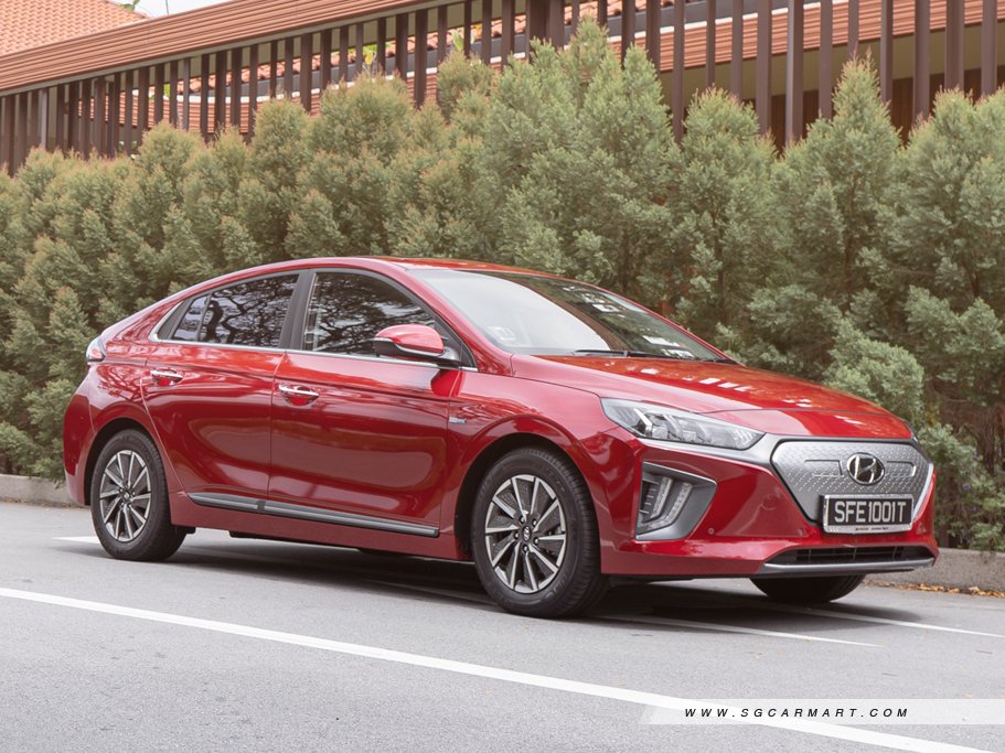 https://i.i-sgcm.com/new_cars/cars/12246/12246_g64