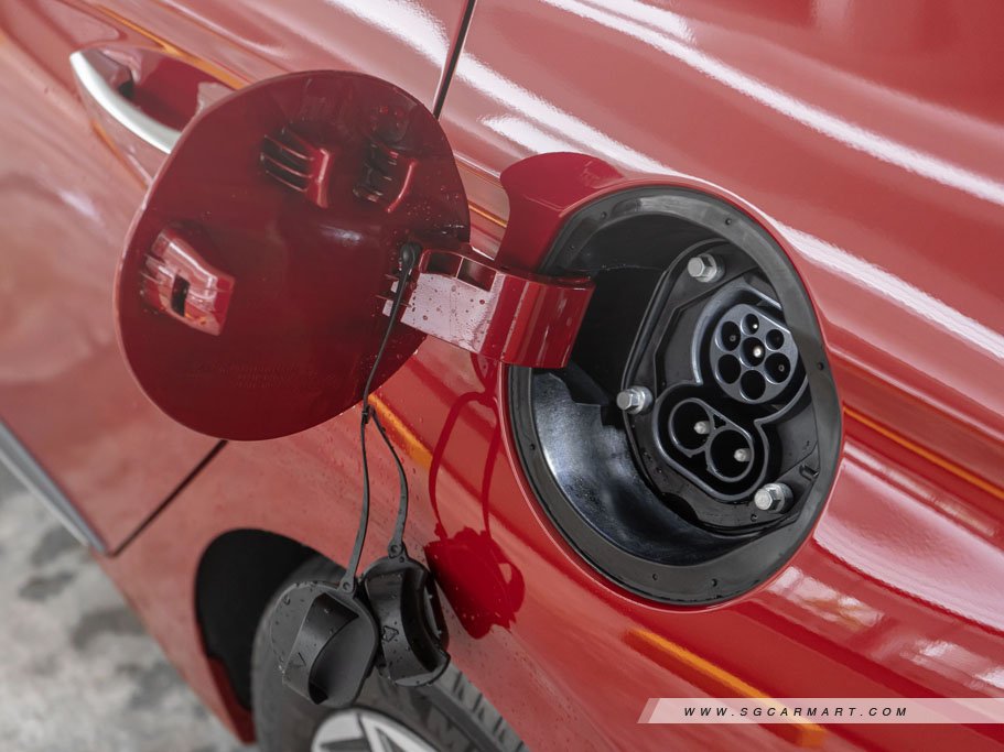 https://i.i-sgcm.com/new_cars/cars/12246/12246_g72