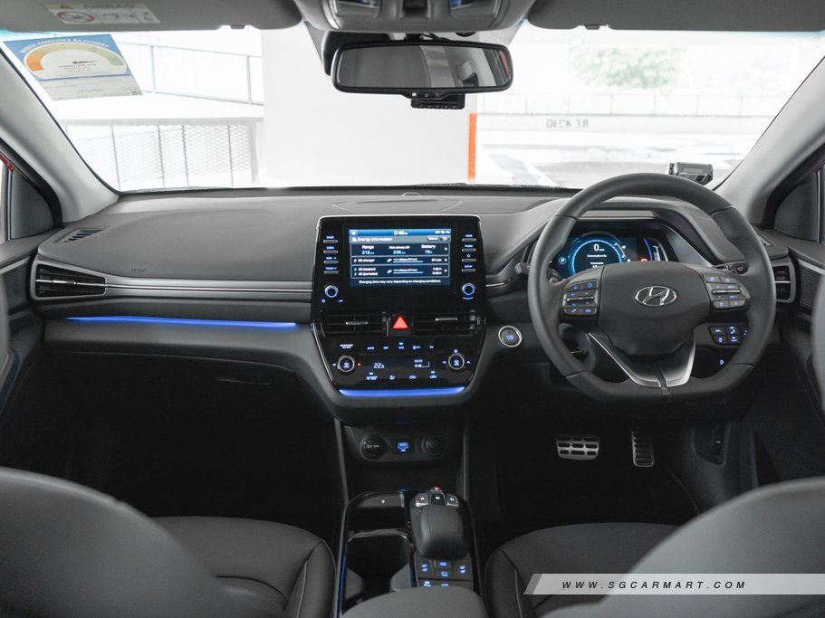 https://i.i-sgcm.com/new_cars/cars/12246/12246_g73