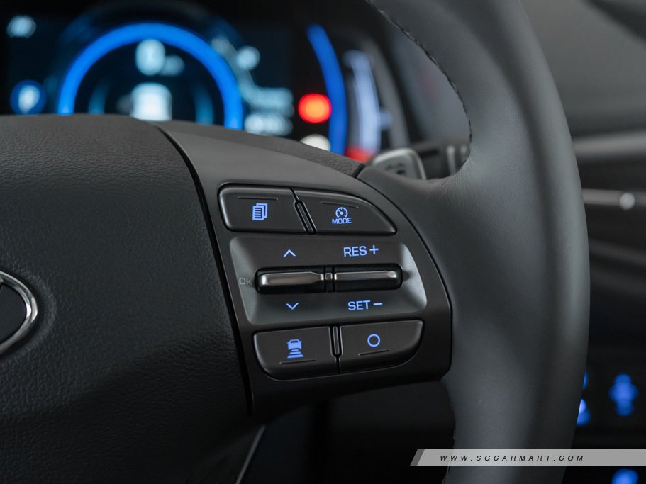 https://i.i-sgcm.com/new_cars/cars/12246/12246_g87