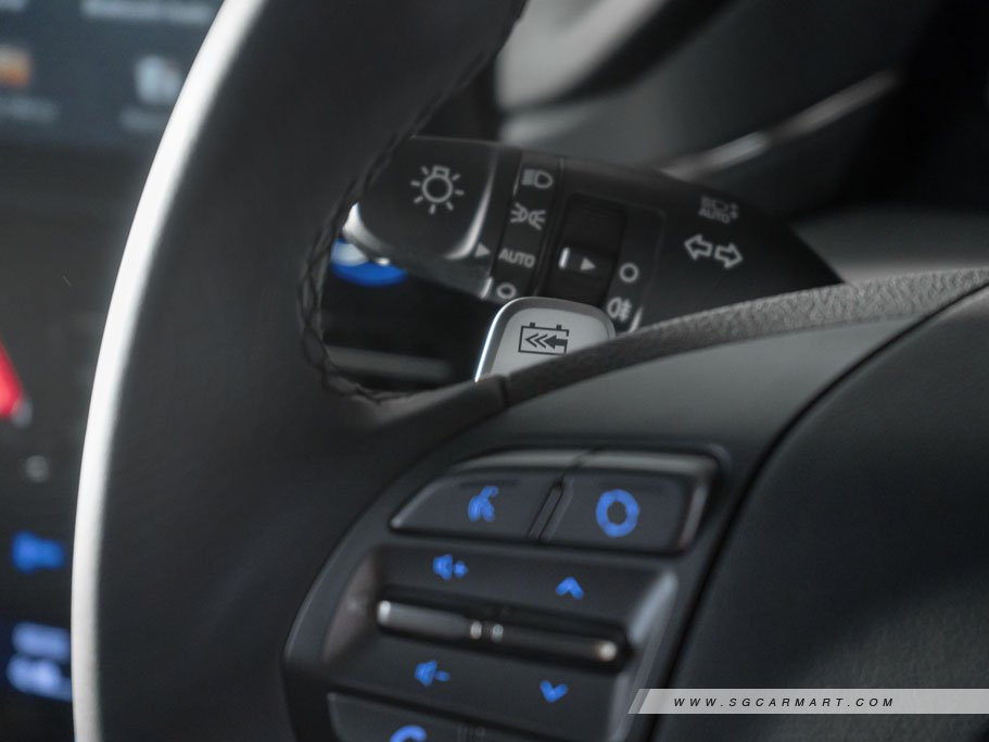 https://i.i-sgcm.com/new_cars/cars/12246/12246_g88