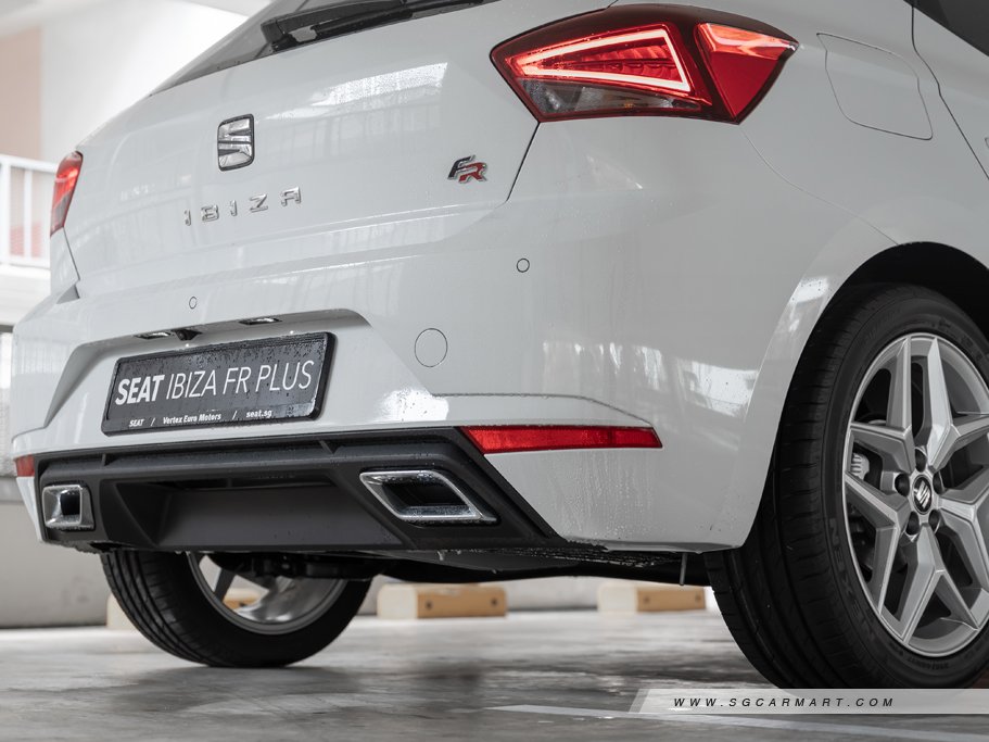 https://i.i-sgcm.com/new_cars/cars/12247/12247_g100