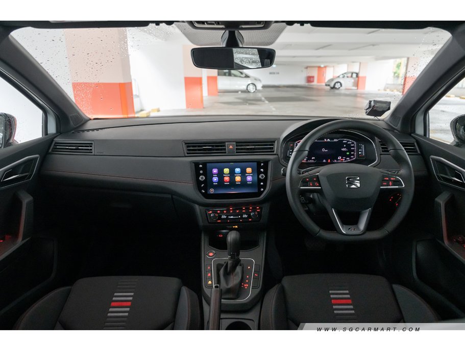 https://i.i-sgcm.com/new_cars/cars/12247/12247_g103