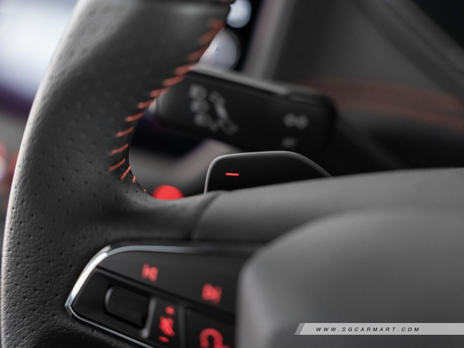 https://i.i-sgcm.com/new_cars/cars/12247/12247_g120