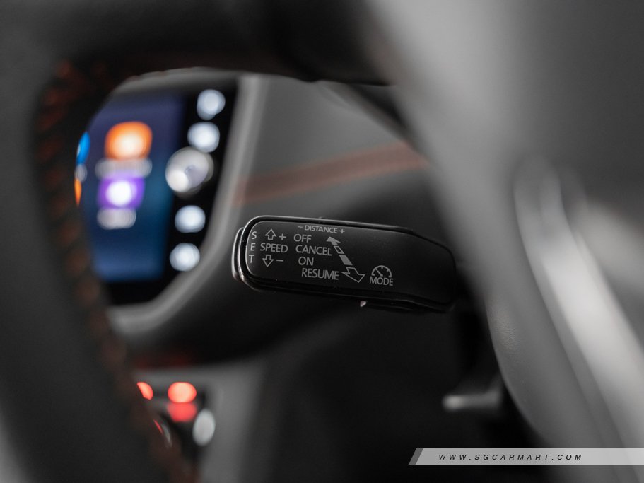 https://i.i-sgcm.com/new_cars/cars/12247/12247_g121