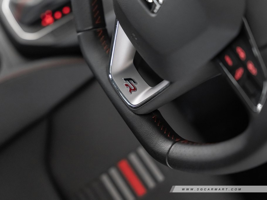 https://i.i-sgcm.com/new_cars/cars/12247/12247_g122