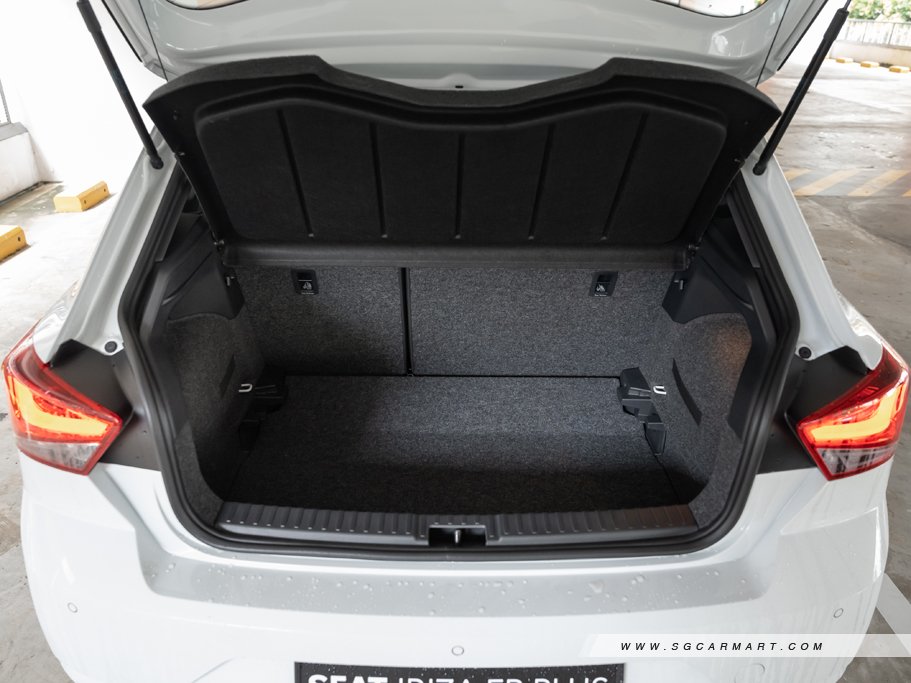 https://i.i-sgcm.com/new_cars/cars/12247/12247_g132