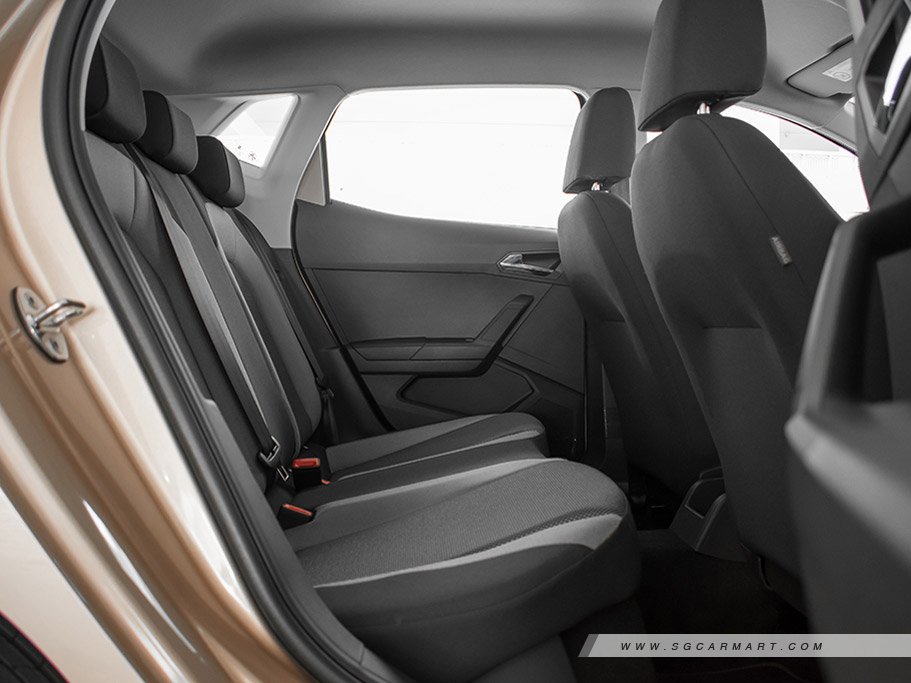 https://i.i-sgcm.com/new_cars/cars/12247/12247_g22