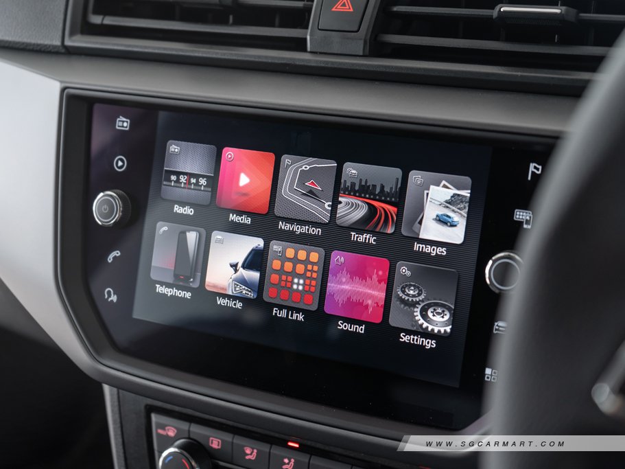 https://i.i-sgcm.com/new_cars/cars/12247/12247_g51