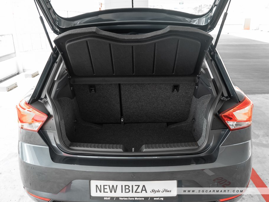 https://i.i-sgcm.com/new_cars/cars/12247/12247_g59