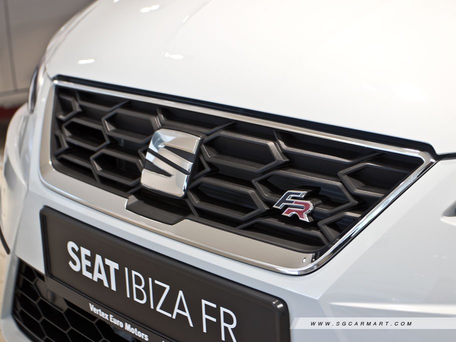 https://i.i-sgcm.com/new_cars/cars/12247/12247_g66