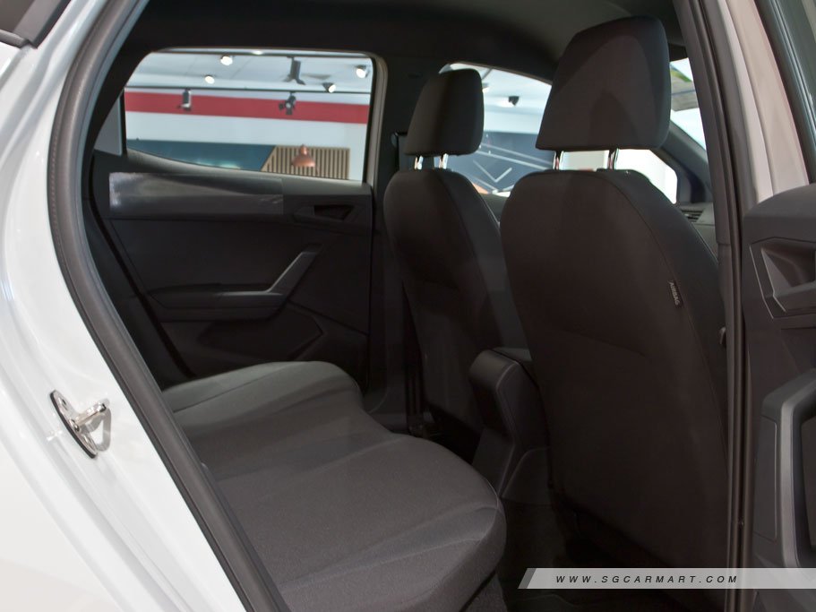 https://i.i-sgcm.com/new_cars/cars/12247/12247_g73