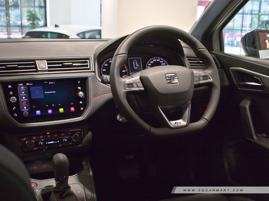 https://i.i-sgcm.com/new_cars/cars/12247/12247_g75