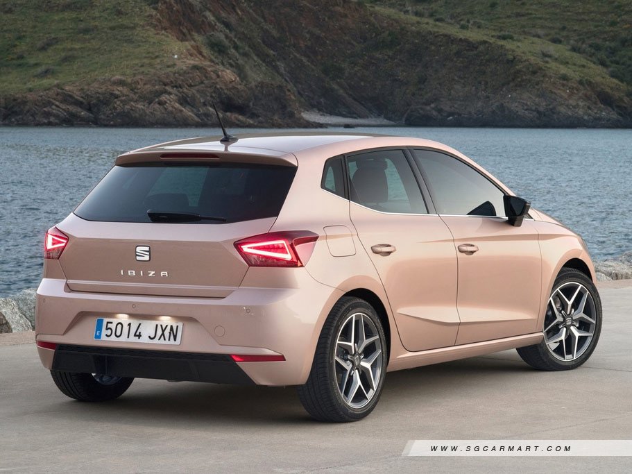 https://i.i-sgcm.com/new_cars/cars/12247/12247_g7