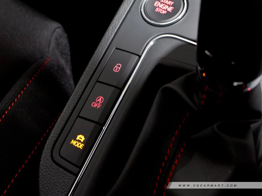 https://i.i-sgcm.com/new_cars/cars/12247/12247_g85