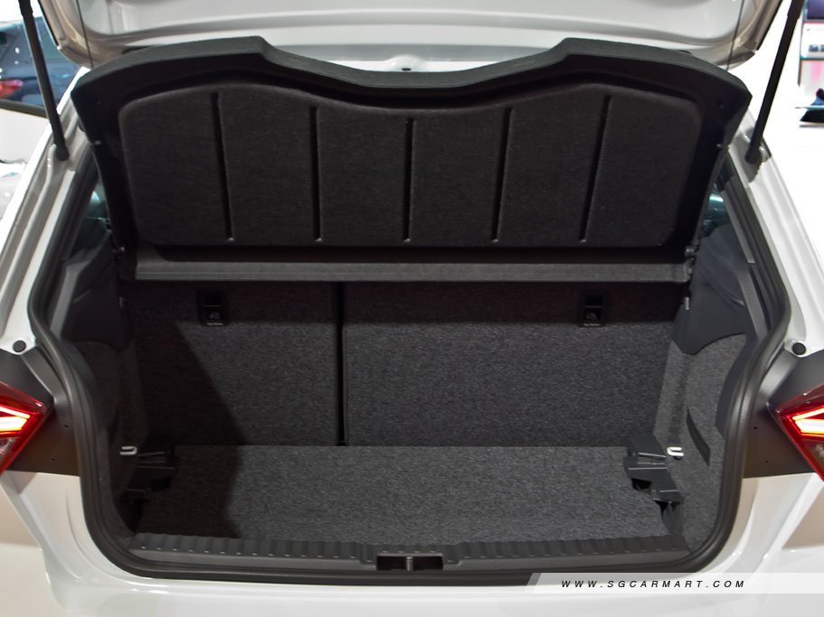 https://i.i-sgcm.com/new_cars/cars/12247/12247_g87