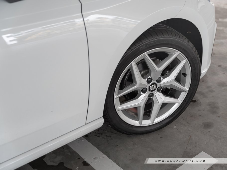 https://i.i-sgcm.com/new_cars/cars/12247/12247_g98