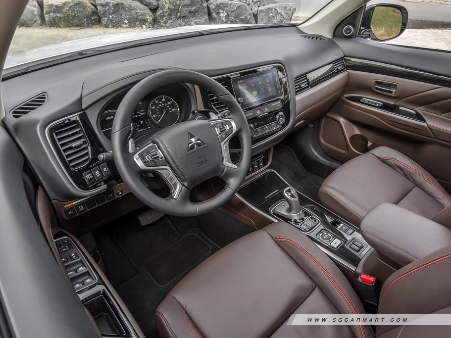 https://i.i-sgcm.com/new_cars/cars/12250/12250_g13