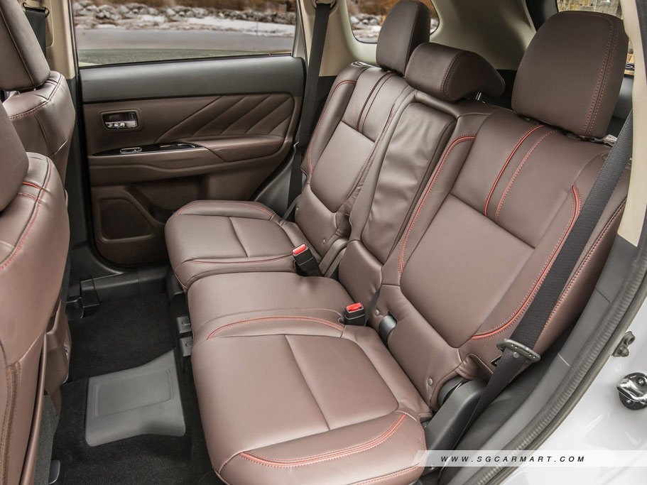 https://i.i-sgcm.com/new_cars/cars/12250/12250_g14