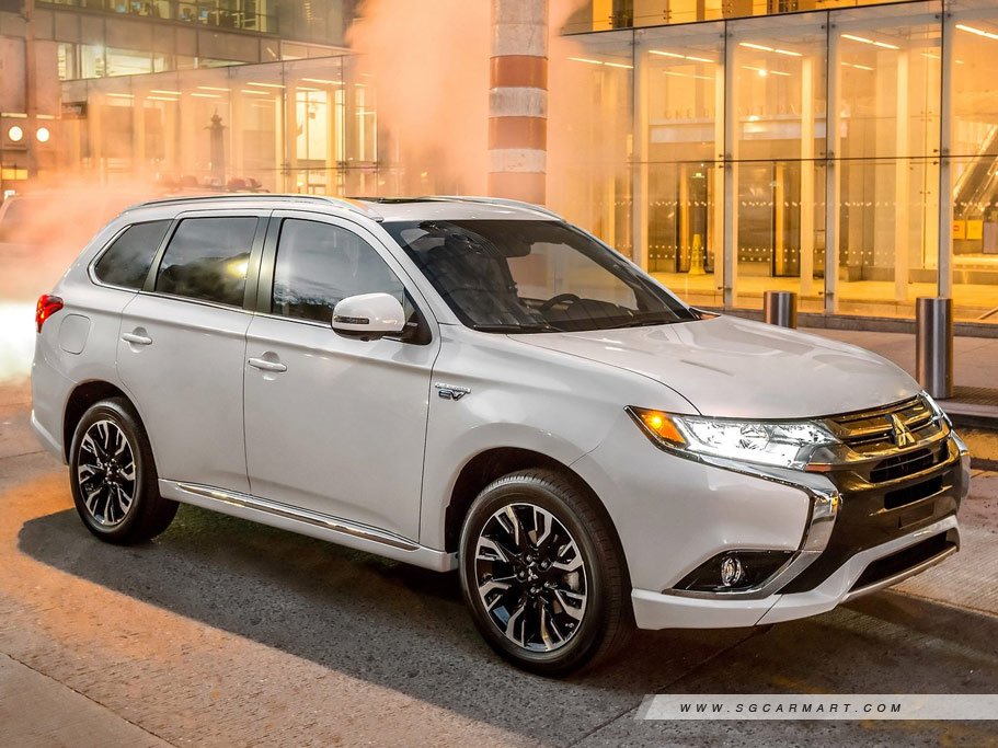 https://i.i-sgcm.com/new_cars/cars/12250/12250_g4