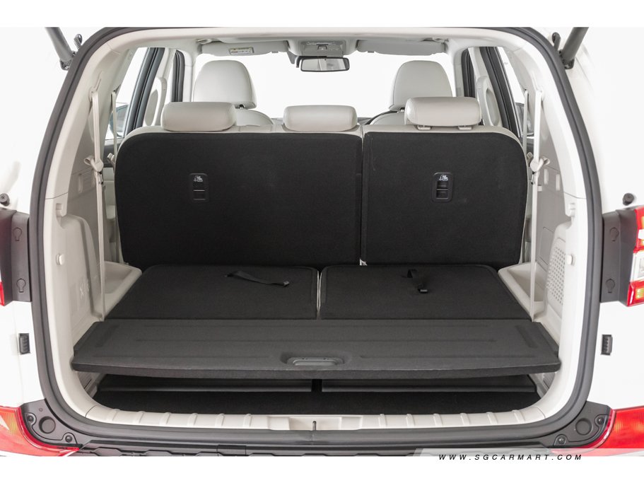 https://i.i-sgcm.com/new_cars/cars/12256/12256_g109