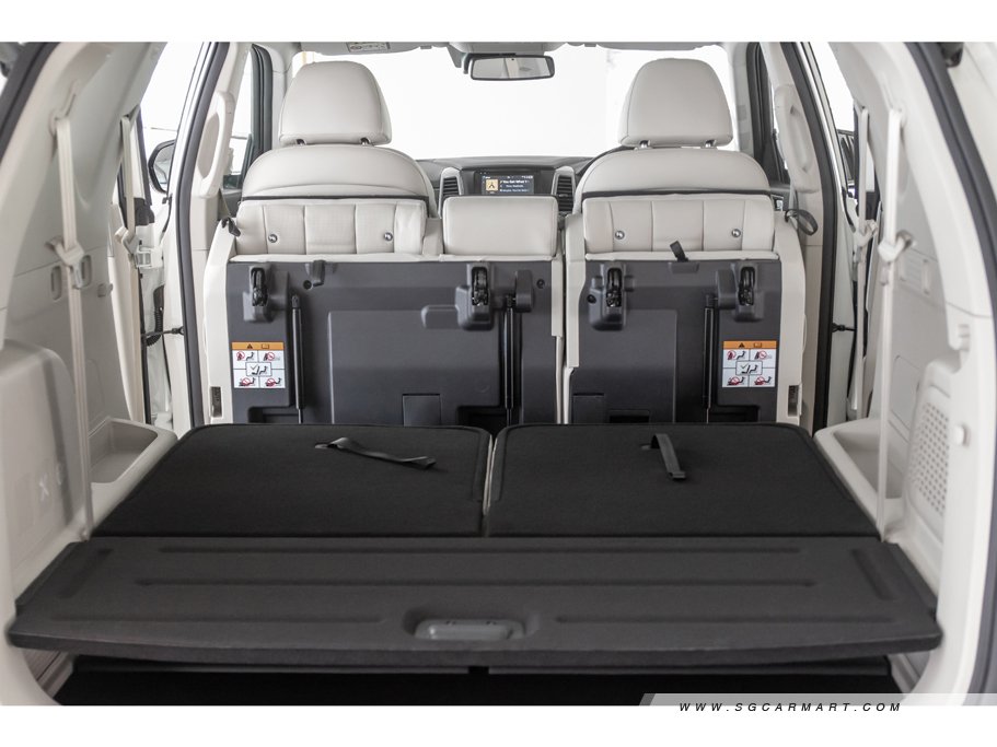 https://i.i-sgcm.com/new_cars/cars/12256/12256_g110