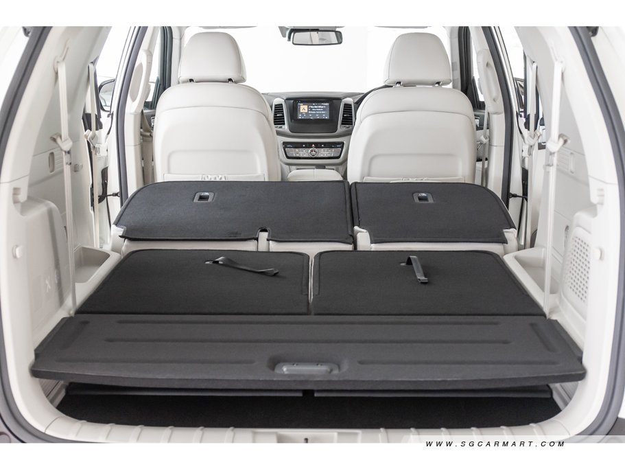 https://i.i-sgcm.com/new_cars/cars/12256/12256_g112