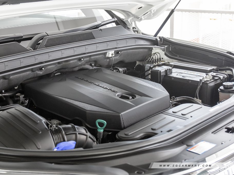 https://i.i-sgcm.com/new_cars/cars/12256/12256_g113