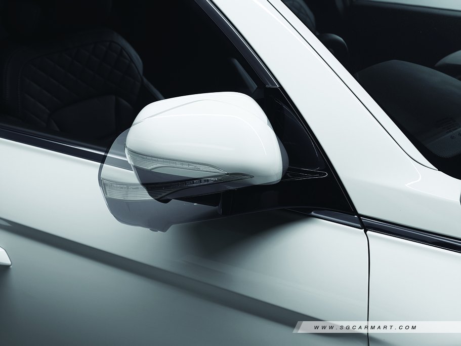 https://i.i-sgcm.com/new_cars/cars/12256/12256_g36