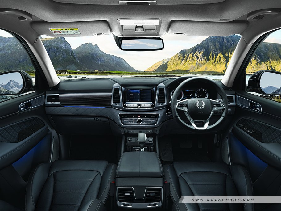 https://i.i-sgcm.com/new_cars/cars/12256/12256_g52