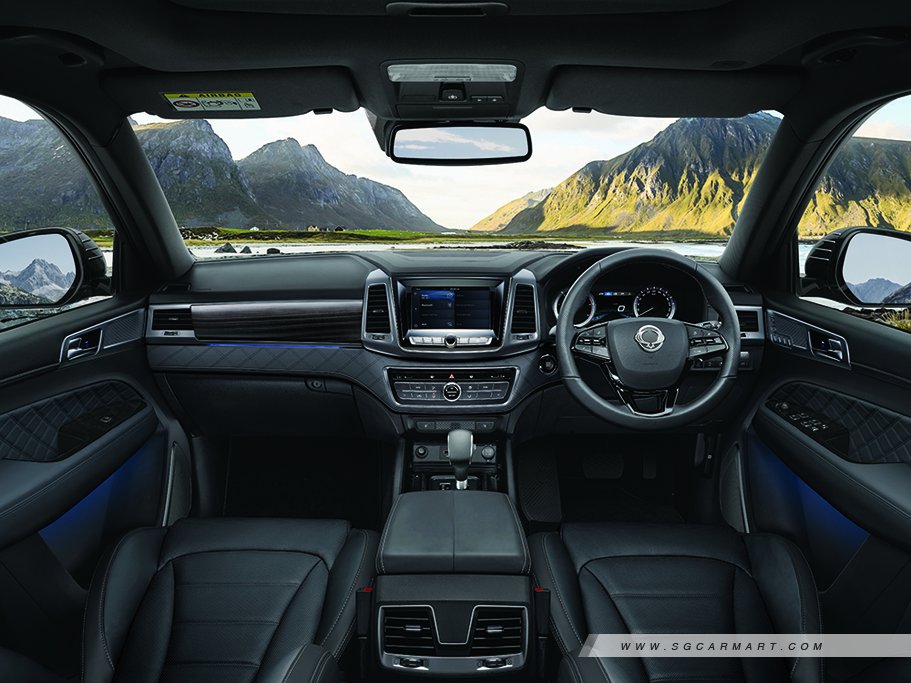 https://i.i-sgcm.com/new_cars/cars/12256/12256_g53