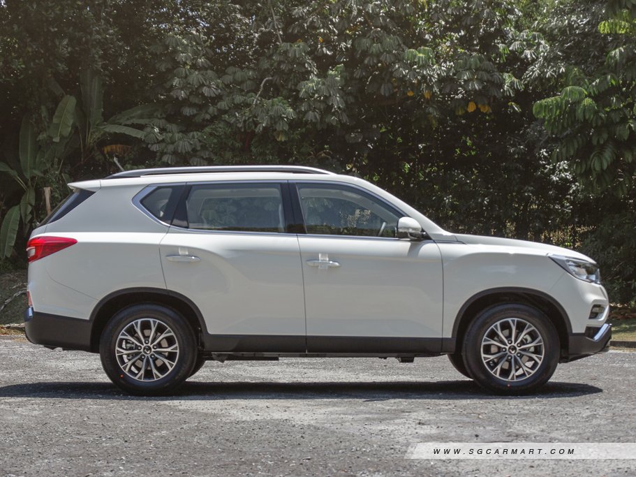 https://i.i-sgcm.com/new_cars/cars/12256/12256_g72