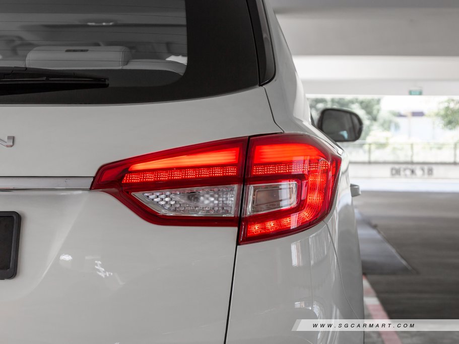 https://i.i-sgcm.com/new_cars/cars/12256/12256_g77